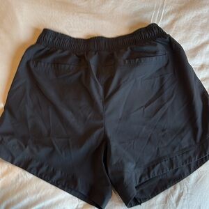 Women’s black Calia shorts-size medium-like new